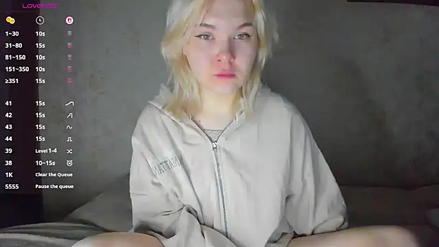 Snapshot of Dopaminegirl chatting on 03/02/26, 08:26 Dopaminegirl online show from 03/02/26, 08:26