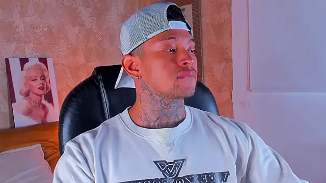 Stiven collins online show from 02/16/26, 04:14