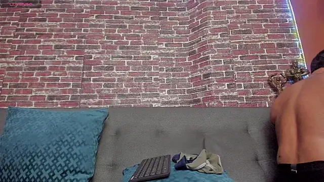 curt xxx online show from 01/17/25, 04:39