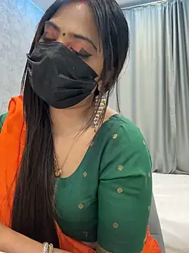 Snapshot of Monalisadon018 chatting on 12/15/24, 07:31 Monalisadon018 online show from 12/15/24, 07:31