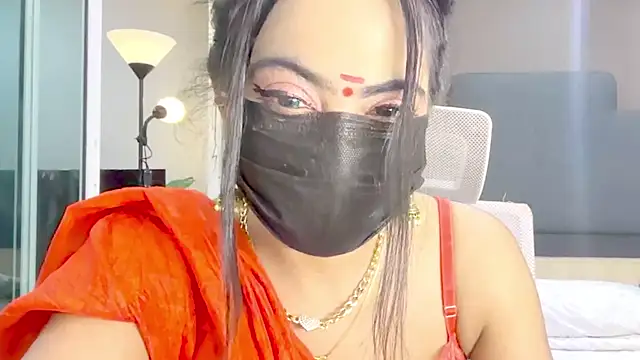 Snapshot of Monalisadon018 chatting on 01/18/26, 06:44 Monalisadon018 online show from 01/18/26, 06:44