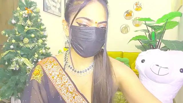 Snapshot of Monalisadon018 chatting on 02/16/26, 02:40 Monalisadon018 online show from 02/16/26, 02:40