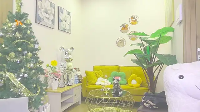 Snapshot of Monalisadon018 chatting on 02/16/26, 02:46 Monalisadon018 online show from 02/16/26, 02:46