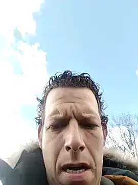 Knuffelstaaf123 online show from 12/02/24, 12:29