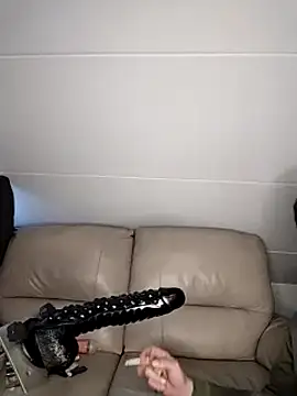 Knuffelstaaf123 online show from 01/11/25, 03:42