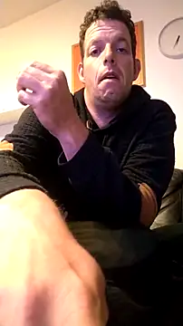 Knuffelstaaf123 online show from 10/06/25, 04:32