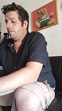 Knuffelstaaf123 online show from 07/19/26, 03:27