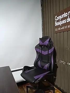 Cute Penelope online show from 03/03/26, 11:05