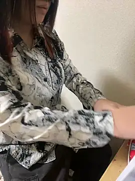 Snapshot of miyabi_room chatting on 02/07/25, 09:26 miyabi room online show from 02/07/25, 09:26