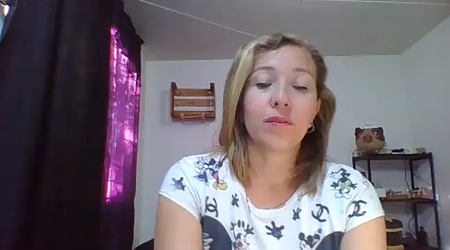 charlott ponce online show from 01/09/25, 10:41