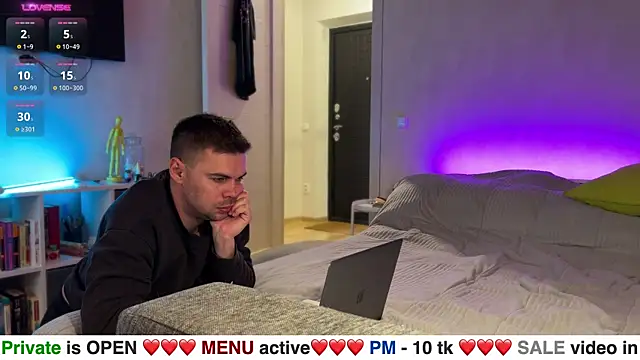 nikitos4you online show from 03/21/25, 08:39