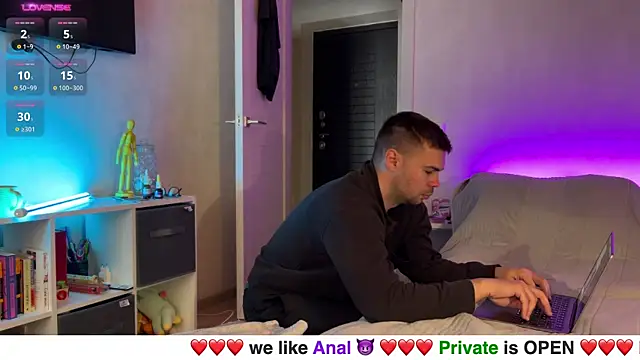 nikitos4you online show from 03/22/25, 07:47