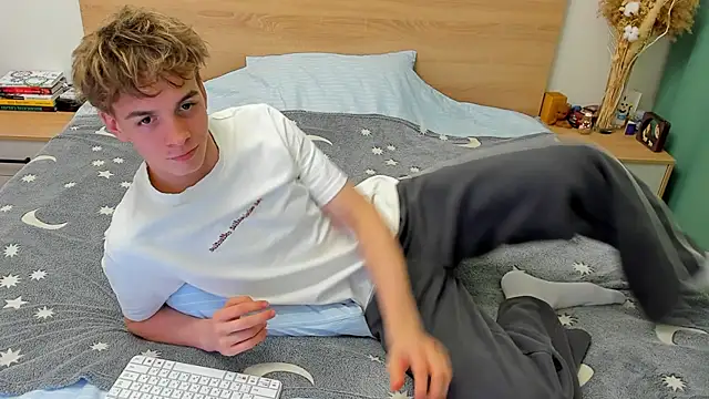 Fandi 777 online show from 12/09/24, 02:49