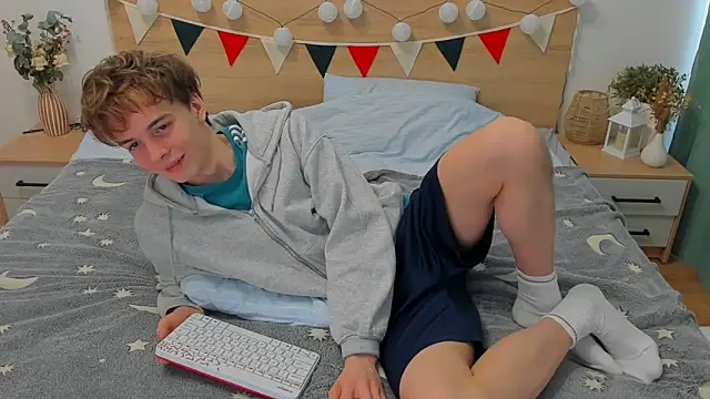 Fandi 777 online show from 03/16/25, 08:54