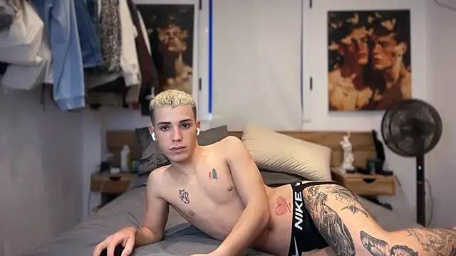 Cristian Delgado online show from 03/02/26, 05:52