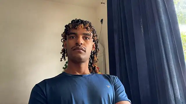 Snapshot of gerson173Hugo chatting on 11/20/25, 11:21 gerson173Hugo online show from 11/20/25, 11:21