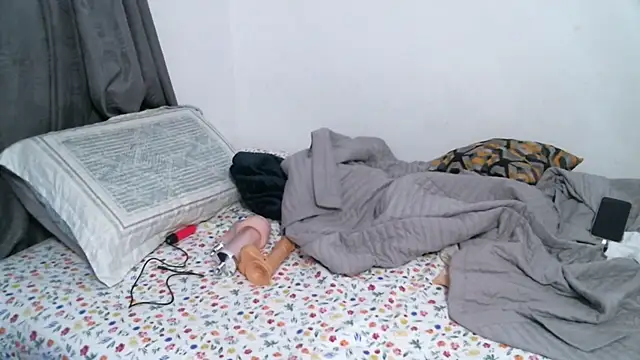 chicantonella online show from 09/14/25, 11:26