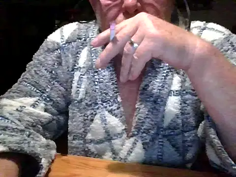 Snapshot of lovelickyou01 chatting on 11/03/25, 10:10 lovelickyou01 online show from 11/03/25, 10:10