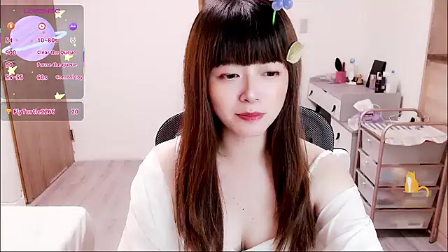 Snapshot of a0513 chatting on 10/16/25, 03:13 a0513 online show from 10/16/25, 03:13