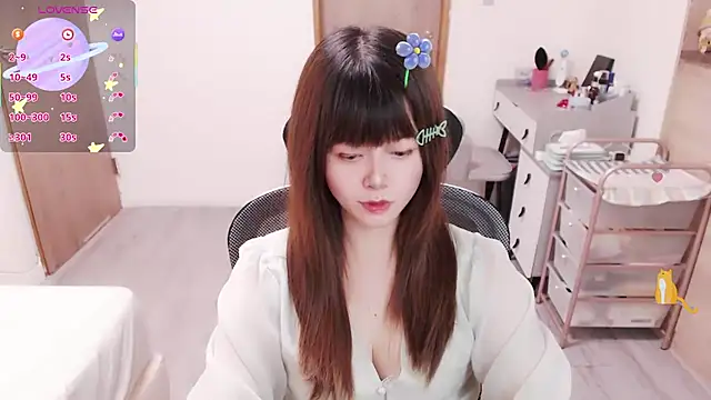 Snapshot of a0513 chatting on 06/05/26, 03:18 a0513 online show from 06/05/26, 03:18