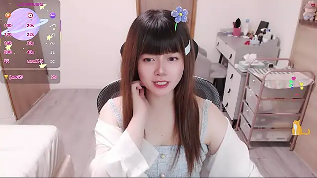 Snapshot of a0513 chatting on 07/11/26, 03:26 a0513 online show from 07/11/26, 03:26