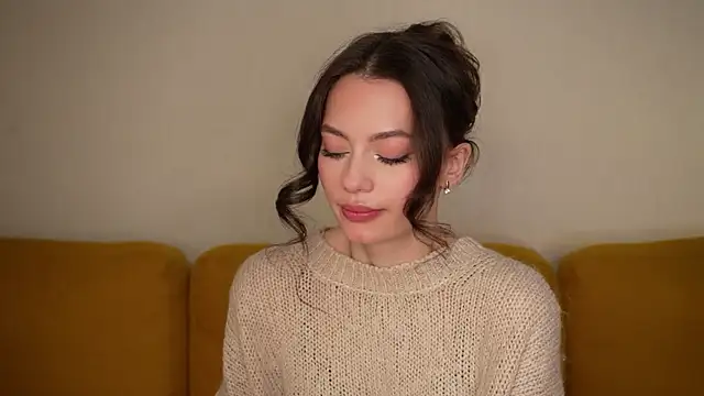 Snapshot of FirstOfFallen chatting on 11/30/25, 09:13 FirstOfFallen online show from 11/30/25, 09:13