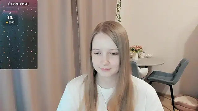 Snapshot of Alyaley chatting on 01/10/26, 10:47 Alyaley online show from 01/10/26, 10:47