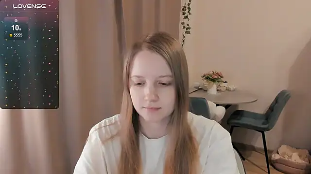 Snapshot of Alyaley chatting on 02/08/26, 02:53 Alyaley online show from 02/08/26, 02:53