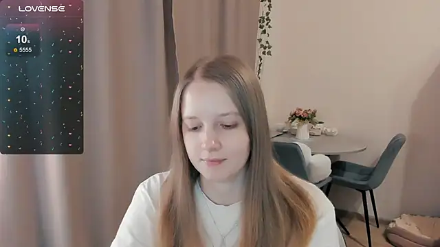 Snapshot of Alyaley chatting on 02/15/26, 05:37 Alyaley online show from 02/15/26, 05:37