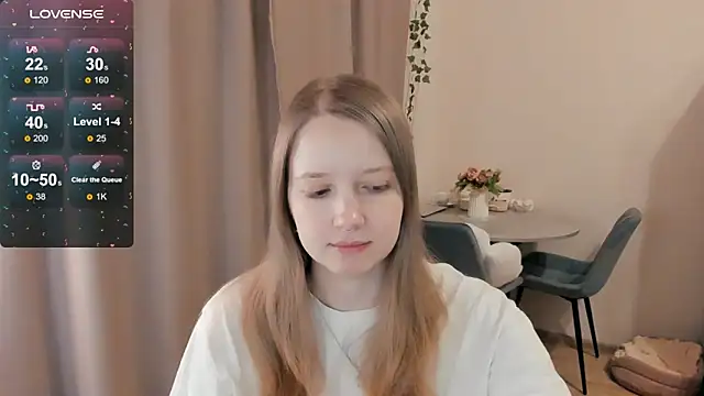 Snapshot of Alyaley chatting on 02/17/26, 10:27 Alyaley online show from 02/17/26, 10:27