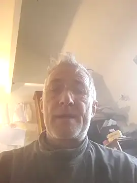 Snapshot of 60philippe chatting on 01/17/25, 11:38 60philippe online show from 01/17/25, 11:38