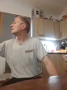 Snapshot of 60philippe chatting on 02/01/25, 11:21 60philippe online show from 02/01/25, 11:21