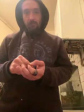 Snapshot of branleurbidu90 chatting on 01/11/26, 08:03 branleurbidu90 online show from 01/11/26, 08:03