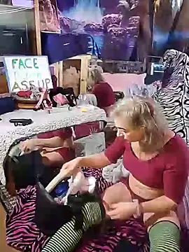 KrystallCoxxh online show from 12/05/25, 05:20