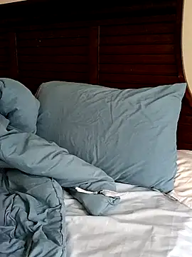 momentum2023 online show from 09/18/25, 08:00