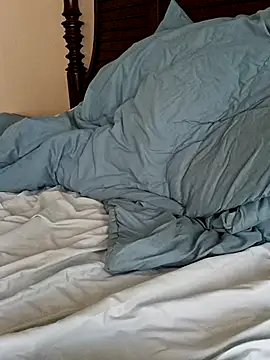 momentum2023 online show from 11/11/25, 03:01