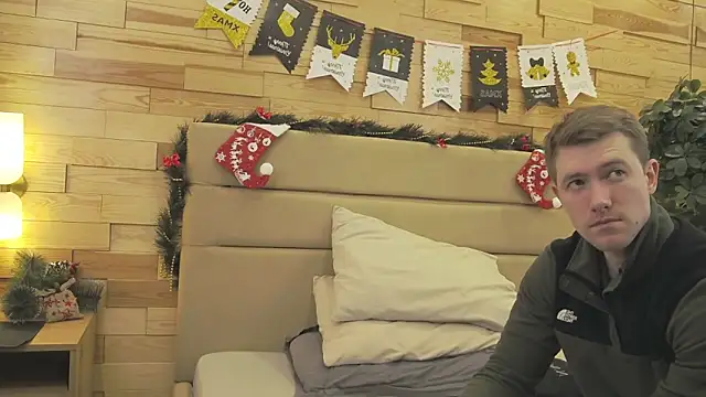 EthanPinkman online show from 12/21/25, 03:46