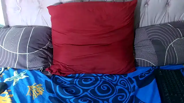 SweetMellowX1 online show from 06/07/26, 10:13