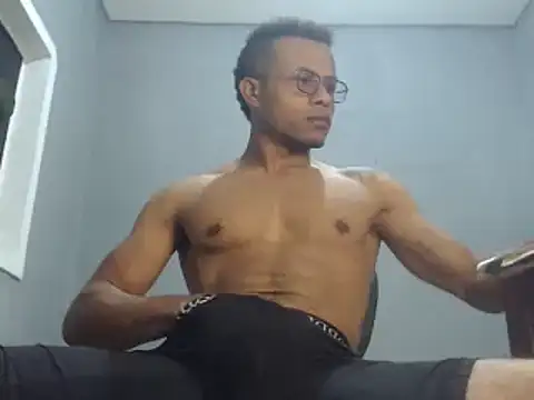 Snapshot of grandominantex1 chatting on 12/10/24, 03:41 grandominantex1 online show from 12/10/24, 03:41