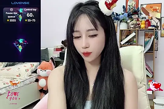  LLisa  online show from 12/25/24, 08:07