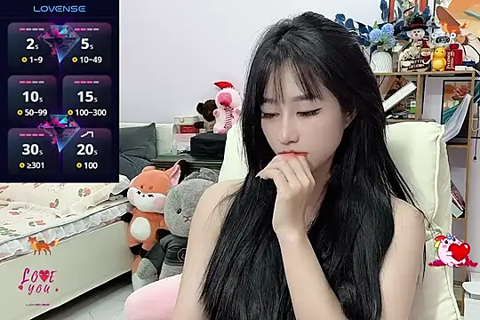  LLisa  online show from 12/27/24, 07:46