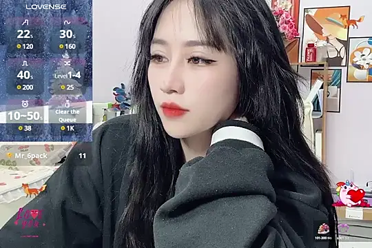  LLisa  online show from 02/10/25, 05:30