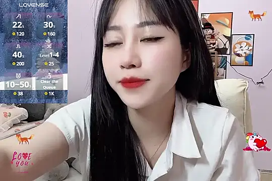  LLisa  online show from 02/21/25, 07:21