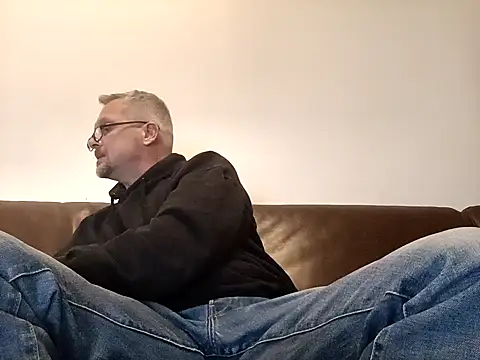 Heidemensch online show from 01/28/25, 07:10