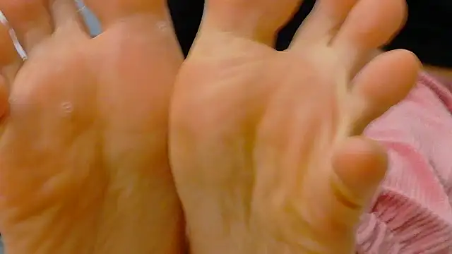 Snapshot of goddessagatha chatting on 04/27/26, 08:34 goddessagatha online show from 04/27/26, 08:34