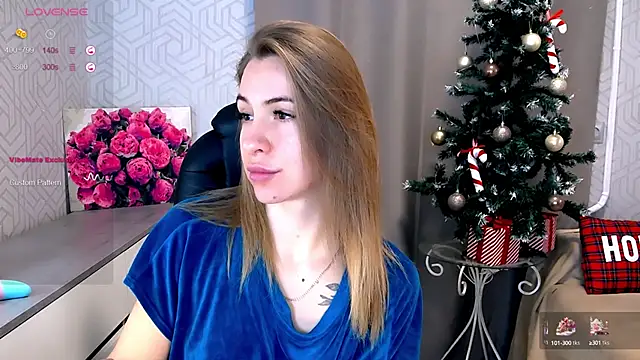 Snapshot of Naughty__Megan chatting on 01/15/25, 10:17 Naughty Megan online show from 01/15/25, 10:17