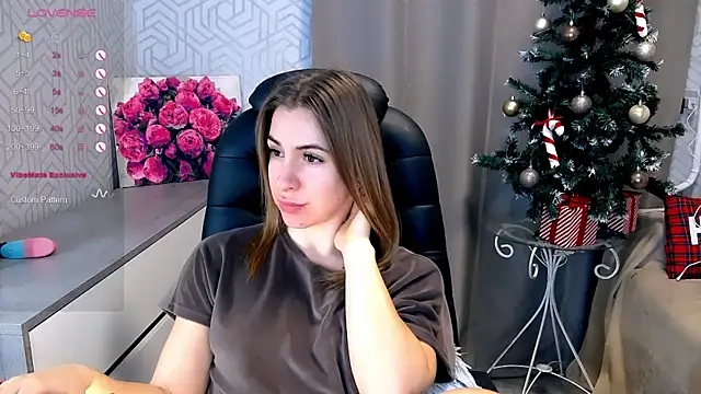 Snapshot of Naughty__Megan chatting on 01/21/25, 09:03 Naughty Megan online show from 01/21/25, 09:03