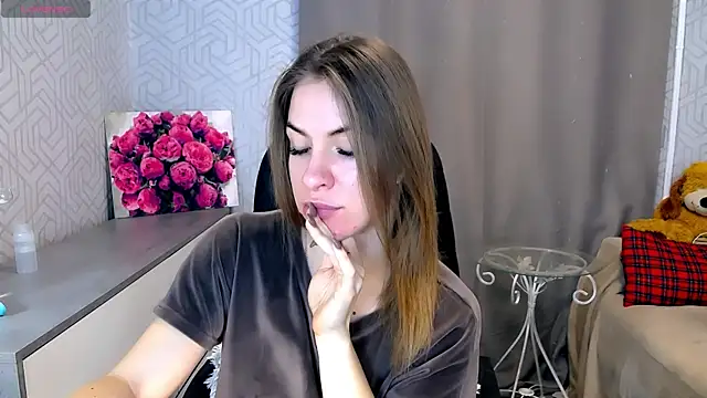 Snapshot of Naughty__Megan chatting on 03/05/25, 07:38 Naughty Megan online show from 03/05/25, 07:38