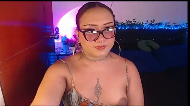 LiaScarlett online show from 06/17/26, 01:30