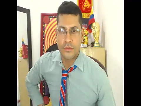 Snapshot of MikeRiverx chatting on 08/06/26, 04:36 MikeRiverx online show from 08/06/26, 04:36